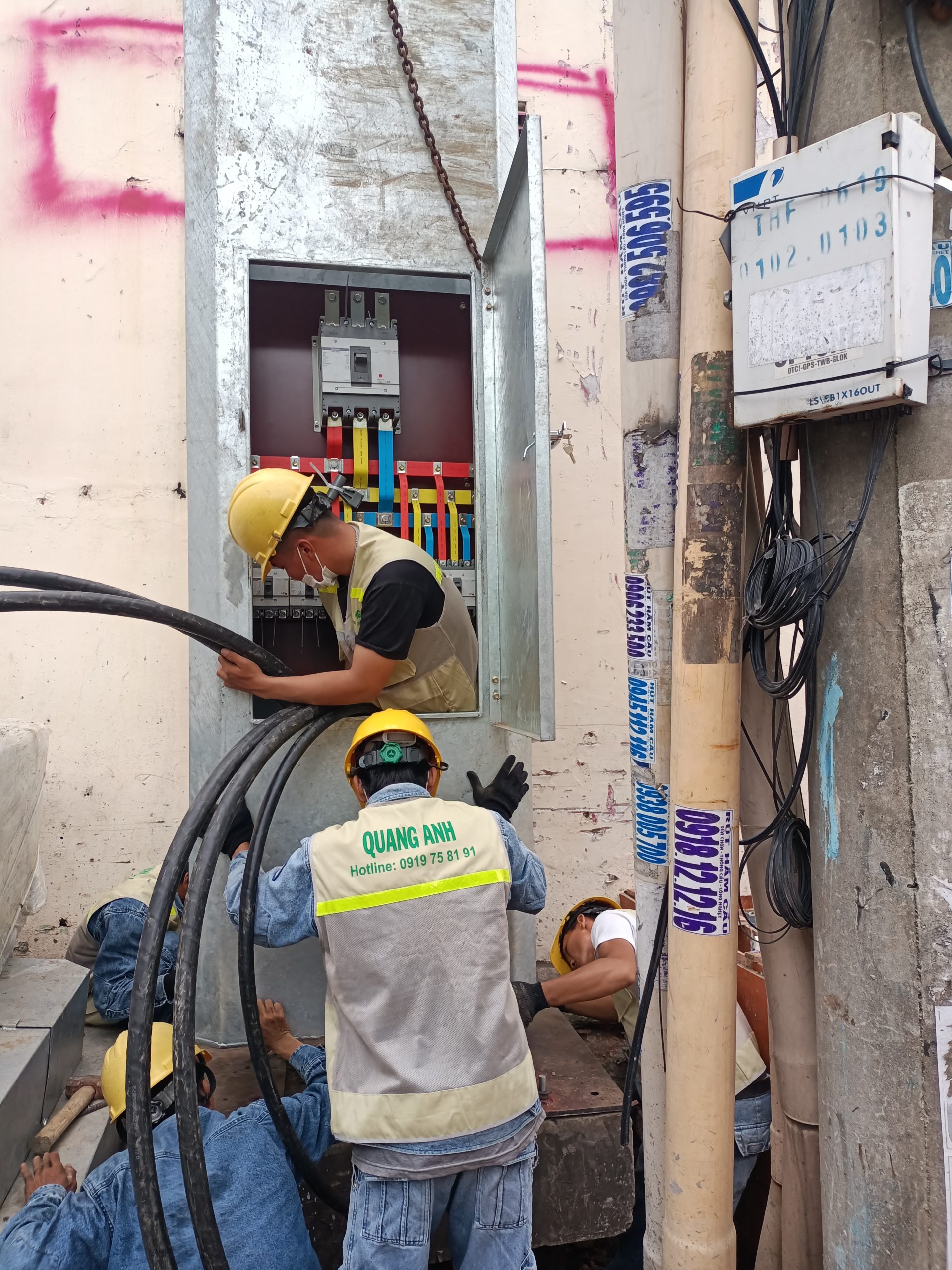 xây dựng hệ thống điện mới cho nhà máy