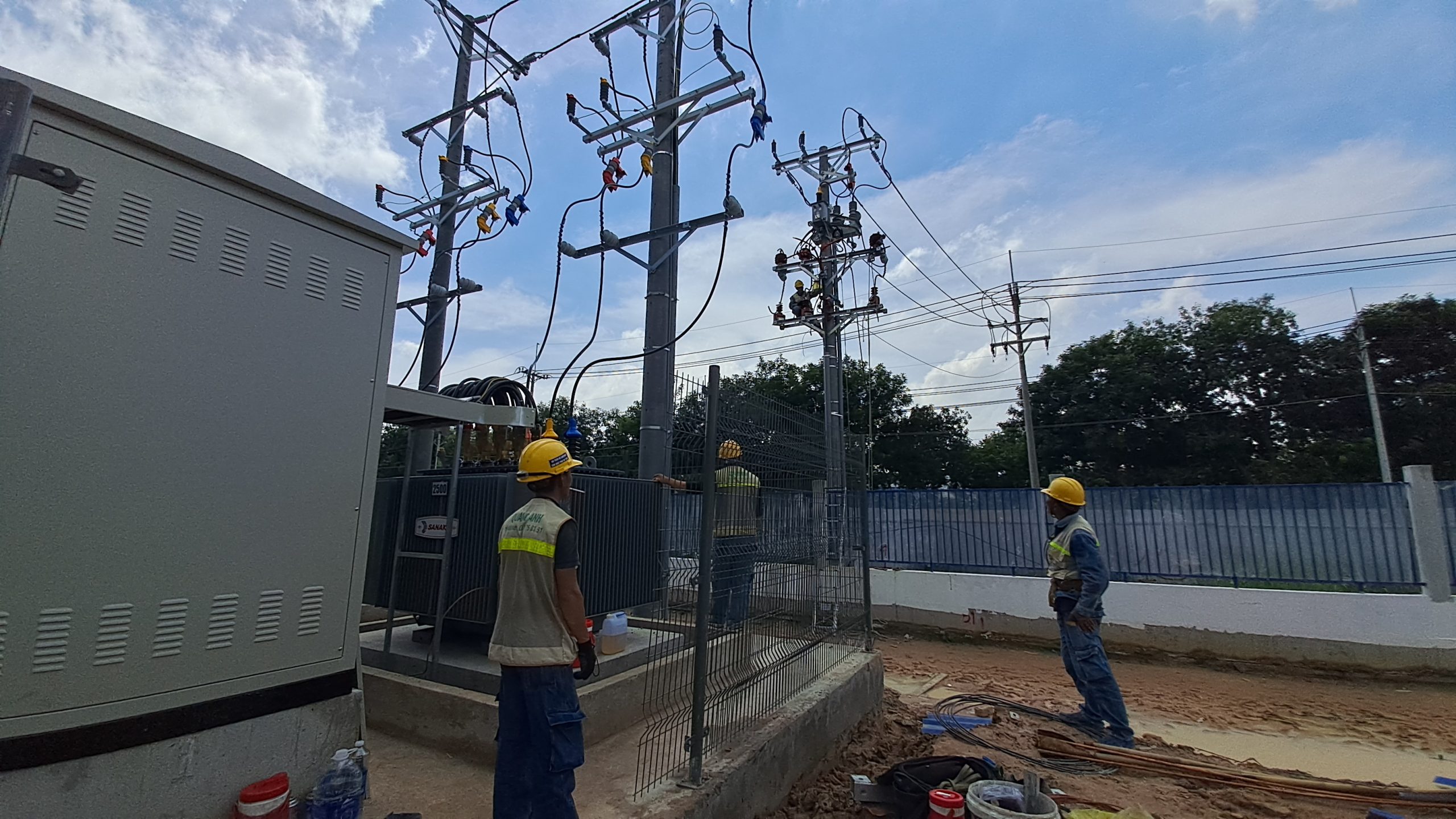 Mua bán điện trực tiếp qua lưới điện quốc gia
