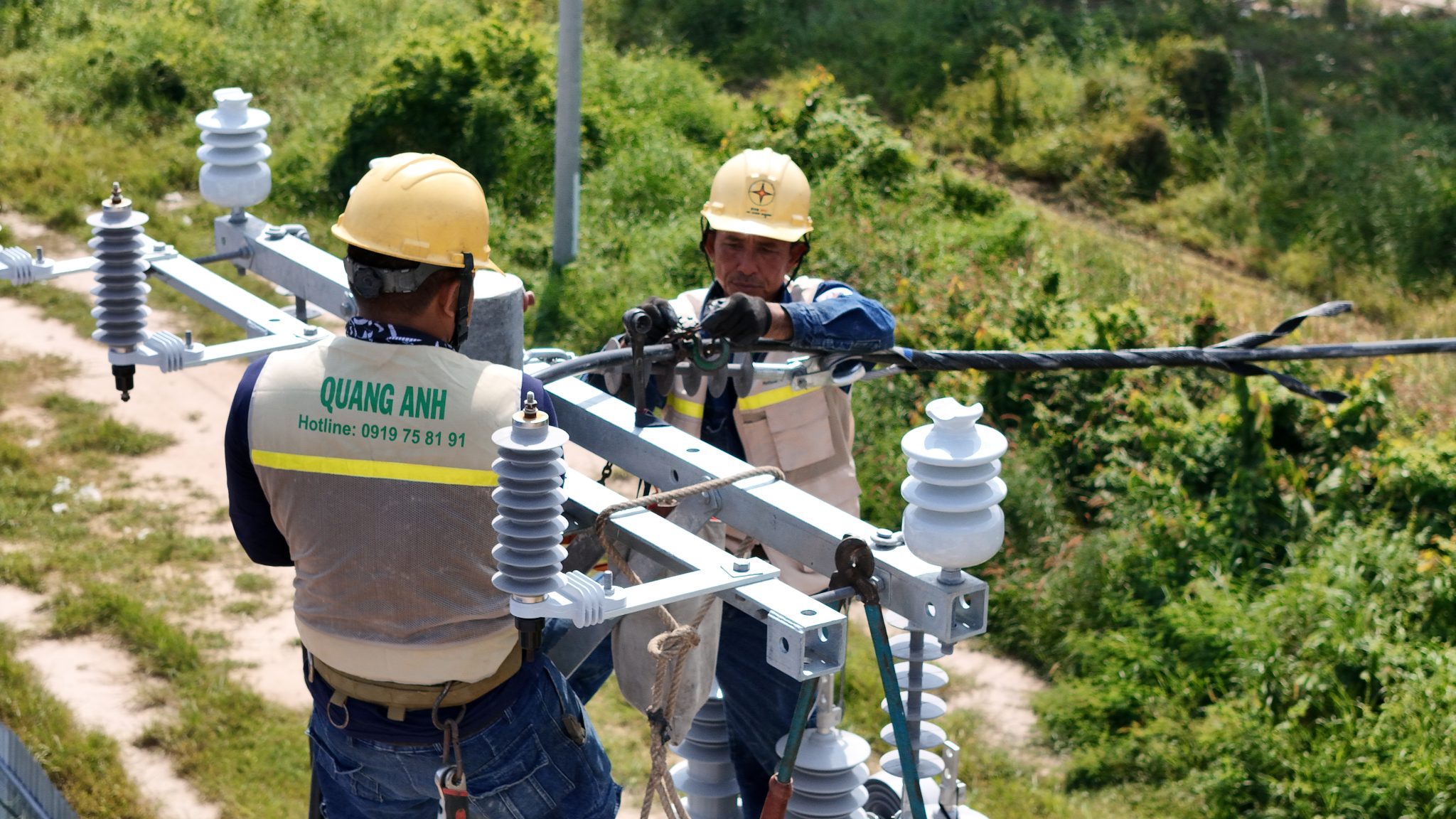 変電所の保護装置の点検