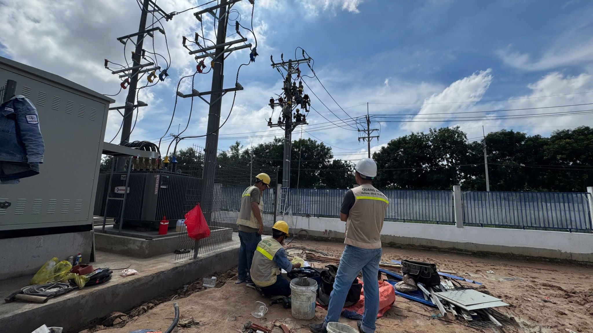 35kV transformer station solution designed and installed by QuangAnhcons. QuangAnhcons provides 35kV transformer station solutions.