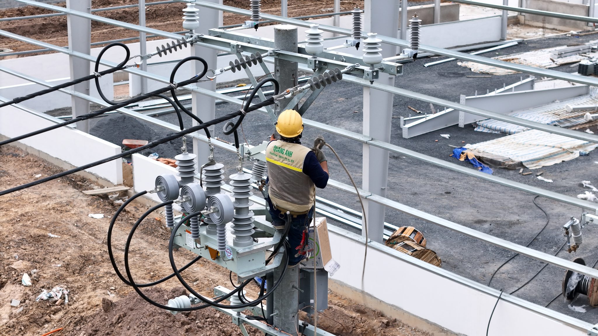都市電力網のアップグレード計画 ベトナムの都市電力網の改修