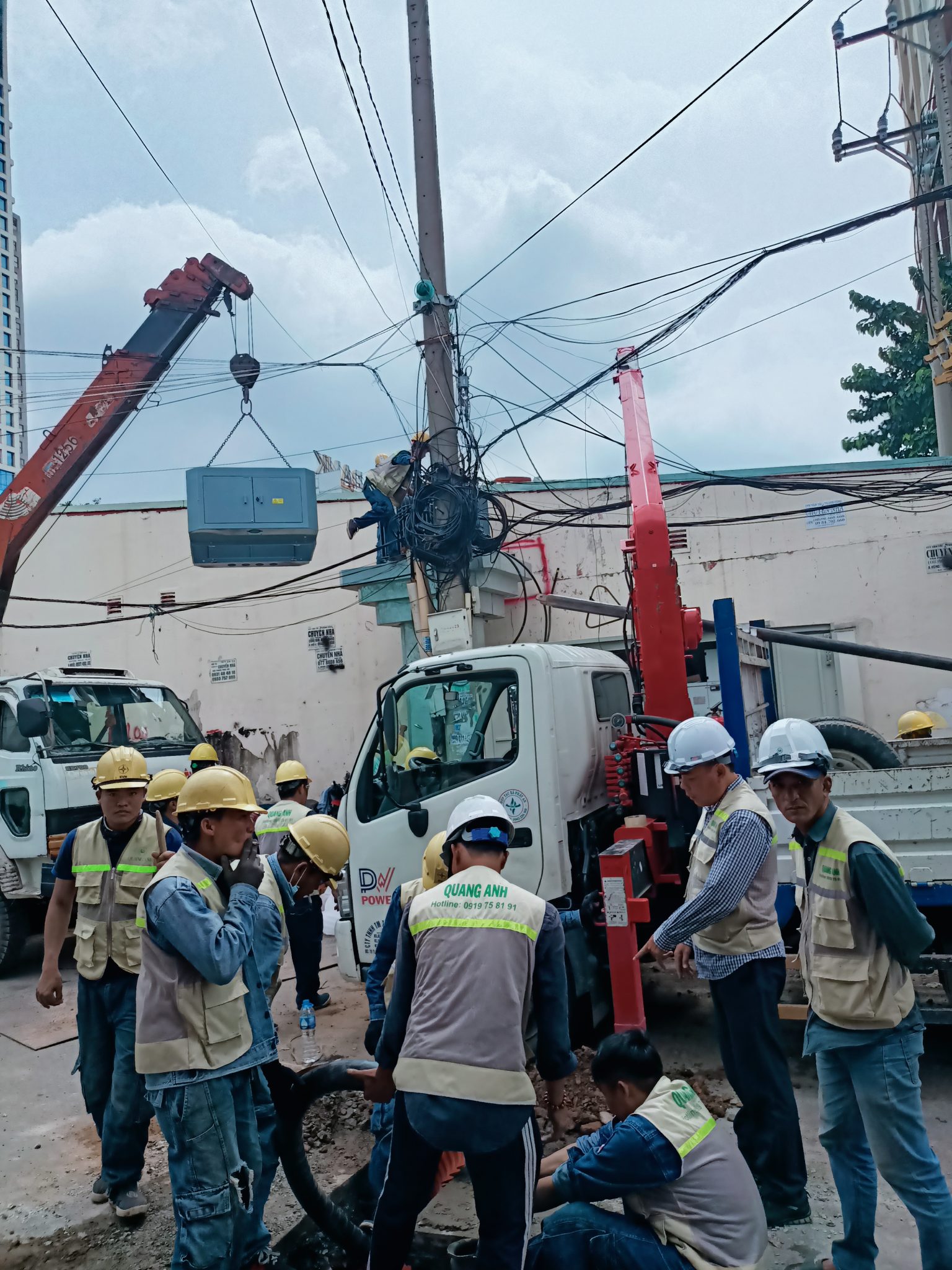 工事における産業用電気システムの設置プロセス
